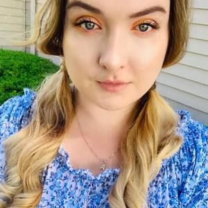 Meet your Posher, Ivee